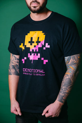 T-ShirtPixelSkullFront_large.